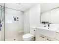 Luxurious 3BDR Townhouse in Great Location Guest house, Brisbane - thumb 13