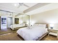 Luxurious 3BDR Townhouse in Great Location Guest house, Brisbane - thumb 8