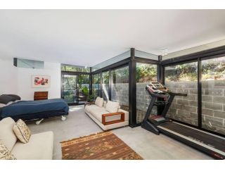 Pet friendly architectural house in Clareville Guest house, New South Wales - 5