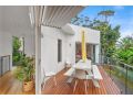 Luxurious Beachside getaway sleeps 13 Guest house, Avoca Beach - thumb 4