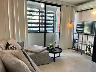 Luxurious Central Apartment w/ Free Park and Pool Apartment, Brisbane - 4