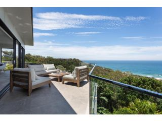 Luxurious Designer Home With Sweeping Ocean Views Guest house, New South Wales - 1