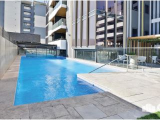 Coastal Lux BNB Luxurious Executive Apartment Apartment, Newcastle - 1