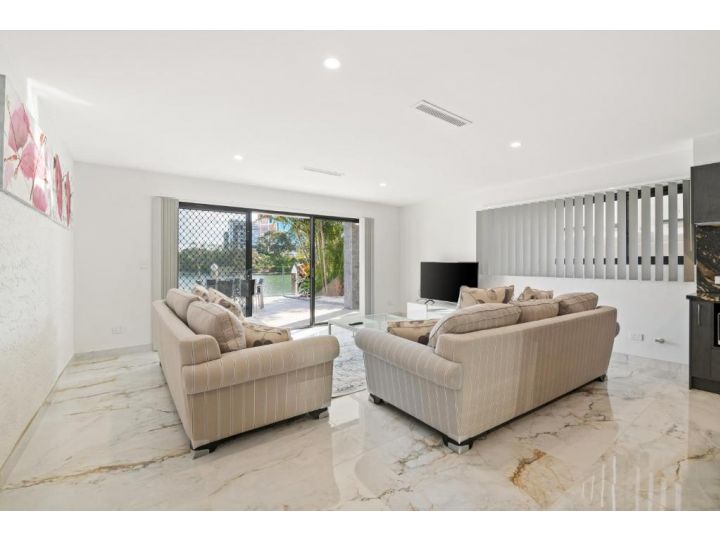 Luxury Modern Newly-renovated house with marina in Chevron Island opposite HOTA precinct Villa, Gold Coast - imaginea 18