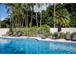 Luxurious Mount Coolum Lakeside Home - Minutes Walk to hike Mount Coolum Guest house, Yaroomba - 3
