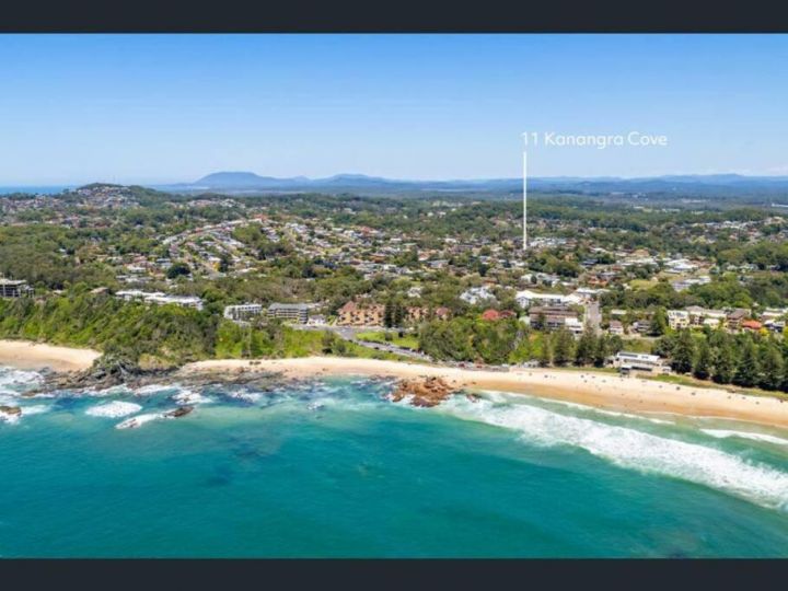 &#x27;Beautiful View&#x27; close to Flynns Beach Apartment, Port Macquarie - imaginea 1