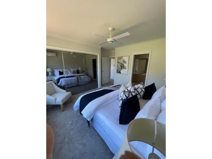 &#x27;Beautiful View&#x27; close to Flynns Beach Apartment, Port Macquarie - imaginea 19