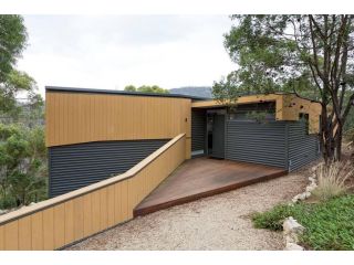 Luxurious, Tranquil and Private Guest house, Tasmania - 2