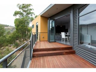 Luxurious, Tranquil and Private Guest house, Tasmania - 1