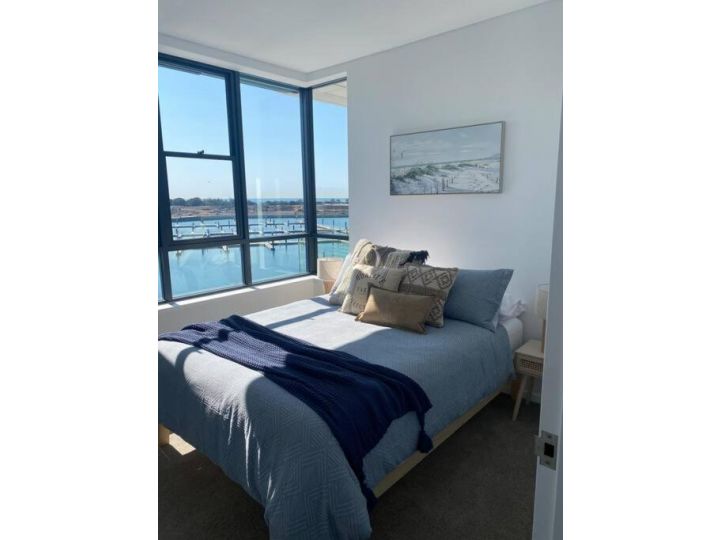 Luxury 3 bedroom apartment at Shell Cove NSW 2529 Apartment, Shellharbour - imaginea 15
