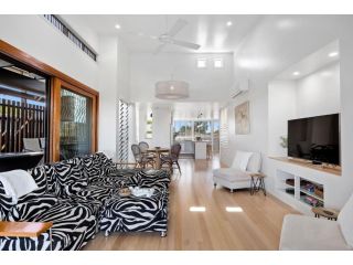 Luxury Beach House Guest house, Twin Waters - 3