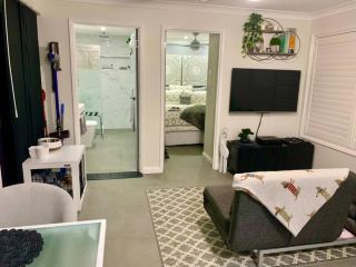 Luxury Boutique Self-Contained Private Granny Flat Villa, Queensland - 1