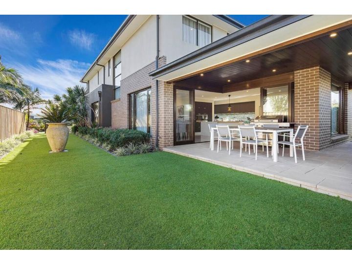 Luxury Brand New Home Guest house, Shellharbour - imaginea 8