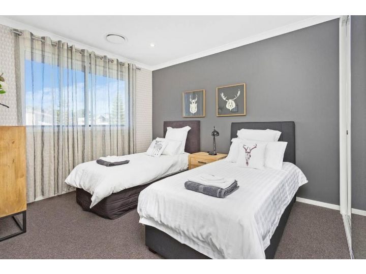 Luxury Brand New Home Guest house, Shellharbour - imaginea 7