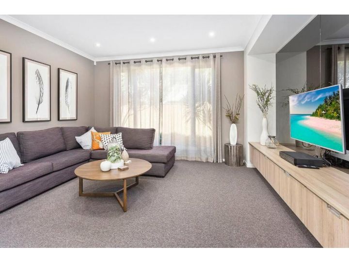 Luxury Brand New Home Guest house, Shellharbour - imaginea 11