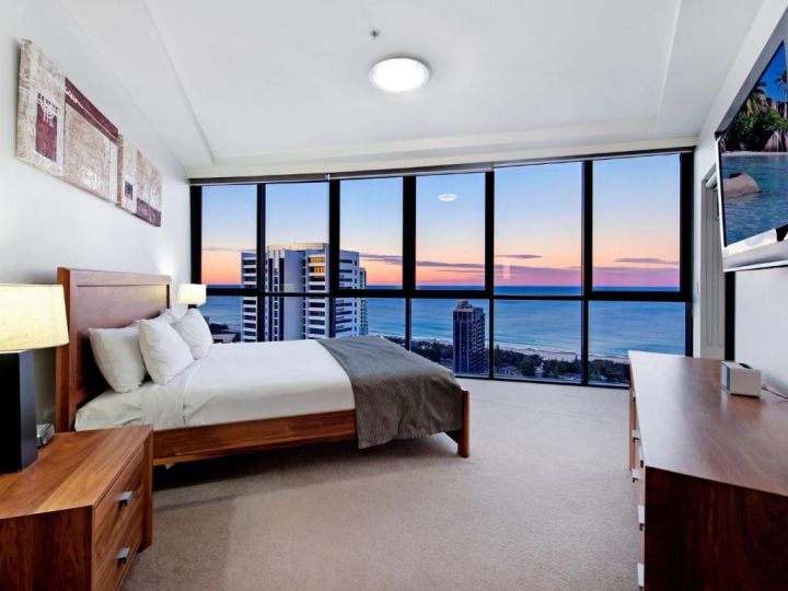 Luxury Broadbeach Penthouse with Private Rooftop Spa Sierra Grand Apartment, Gold Coast - imaginea 20