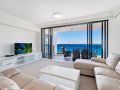 Luxury Broadbeach Penthouse with Private Rooftop Spa Sierra Grand Apartment, Gold Coast - thumb 4