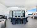 Luxury Broadbeach Penthouse with Private Rooftop Spa Sierra Grand Apartment, Gold Coast - thumb 15