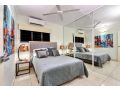 Luxury Darwin City Lights Jacuzzi Central Location Large House New Furnishings Guest house, Darwin - thumb 15