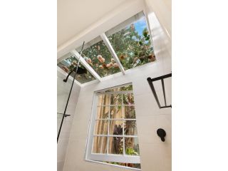 Luxury Designer Paddington Cottage + FREE WIFI Apartment, Sydney - 5