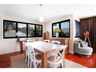 Spacious Family Entertainer for Manly Retreat Guest house, Sydney - 3