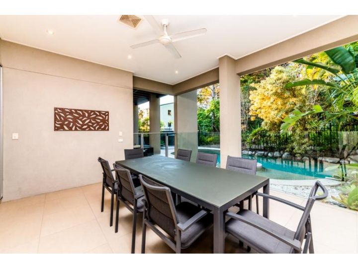 Luxury Family Home, Sunset Views - Heated Pool Guest house, Noosa Heads - imaginea 19