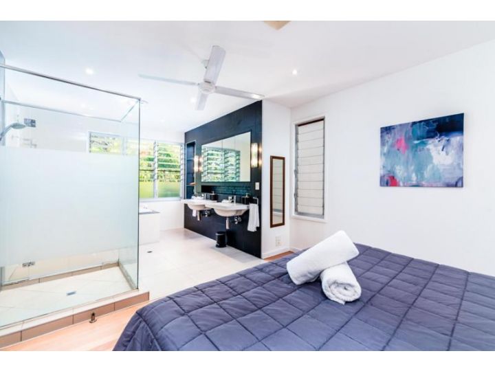 Luxury Family Home, Sunset Views - Heated Pool Guest house, Noosa Heads - imaginea 6