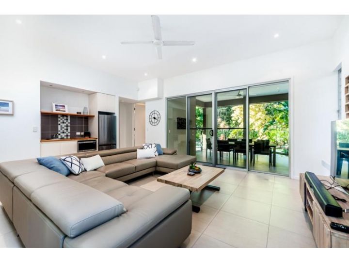 Luxury Family Home, Sunset Views - Heated Pool Guest house, Noosa Heads - imaginea 8