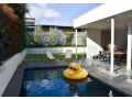 Luxury family home with pool 3 minutes from CBD Apartment, Victoria - thumb 12