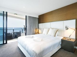Luxury For The Soul 2 Bedroom Beachfront Apartment Apartment, Gold Coast - 3