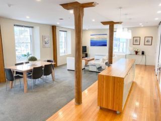 Luxury Hobart Waterfront Apartment with views! Apartment, Hobart - 2