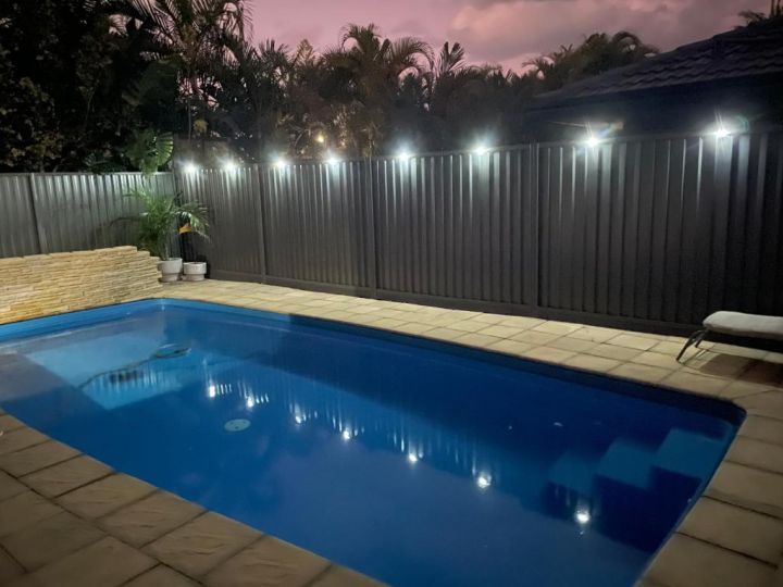 Luxury home with pool close to Surfers Paradise Villa, Gold Coast - imaginea 4