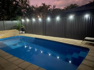 Luxury home with pool close to Surfers Paradise Villa, Gold Coast - 4
