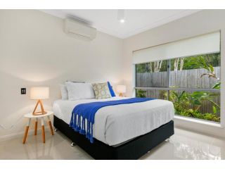 Belle Escapes - Luxury Beachfront Living Guest house, Queensland - 3