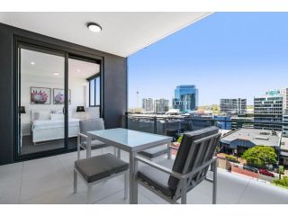 Convenient 2-Bed Apartment with Panoramic Views Apartment, Brisbane - 3