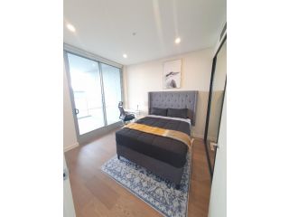 Luxury Loft 3 Bed, 2 Bath, Sleeps 6, Pool, BBQ, No parties Apartment, Sydney - 1