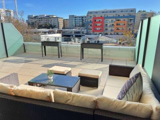 Luxury on Lonsdale - 1 Bed 1 Bath 1 Carsp Apt Apartment, Canberra - 1