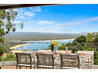 Luxury on the Hill, Noosa Heads Apartment, Noosa Heads - 2