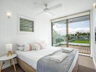 Luxury on the Hill, Noosa Heads Apartment, Noosa Heads - 5
