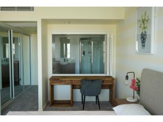 Oaks Gateway Suites Apartment, Townsville - 5