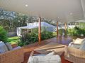 Luxury Spacious Entertaining Areas and Close to Hyams Beach Guest house, Erowal Bay - thumb 2