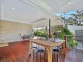 Luxury Spacious Entertaining Areas and Close to Hyams Beach Guest house, Erowal Bay - thumb 6