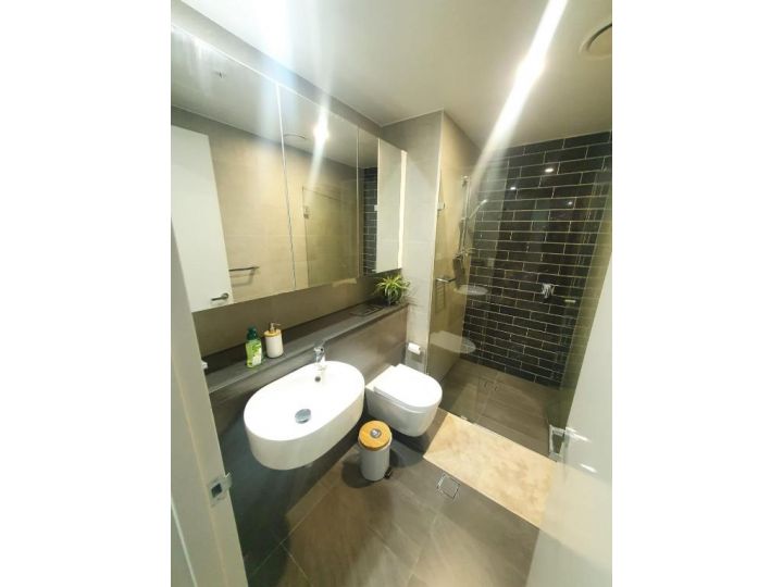 Luxury Villa - Sleeps 6, Premium memory foam beds, heated pools, sauna and gym Apartment, Sydney - imaginea 8