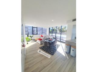 Luxury Villa - Sleeps 6, Premium memory foam beds, heated pools, sauna and gym Apartment, Sydney - 4