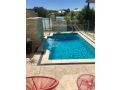 LUXURY VILLA W POOL & SPAS Guest house, Coogee - thumb 4