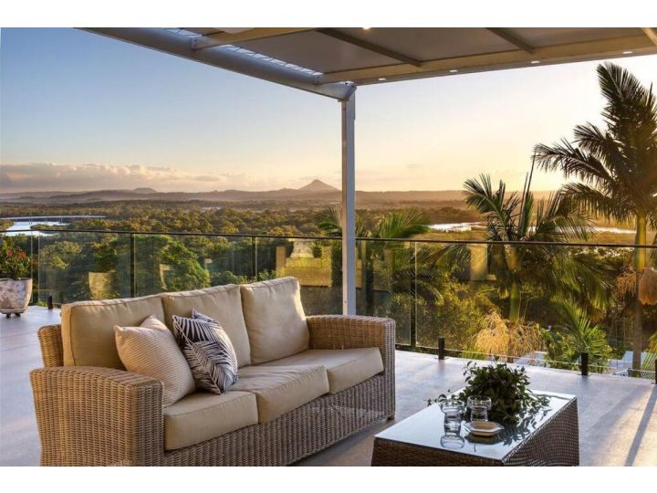 Luxury with beautiful views in the heart of Noosa Guest house, Noosa Heads - imaginea 12