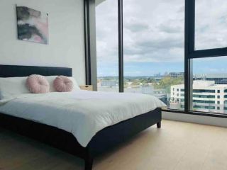 Macquarie Park 2Beds 2Bath with study 3min station Apartment, Sydney - 2