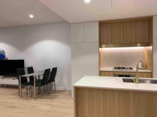 Macquarie Park 2Beds 2Bath with study 3min station Apartment, Sydney - 3