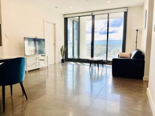 Macquarie Park high level 2bed 2bath with Study Gym & Pool Apartment, Sydney - 4