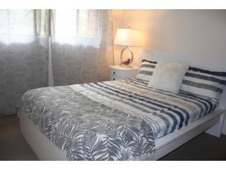 Macquarie Treetops - Peaceful Sydney 2BR Apartment Apartment, Sydney - 3